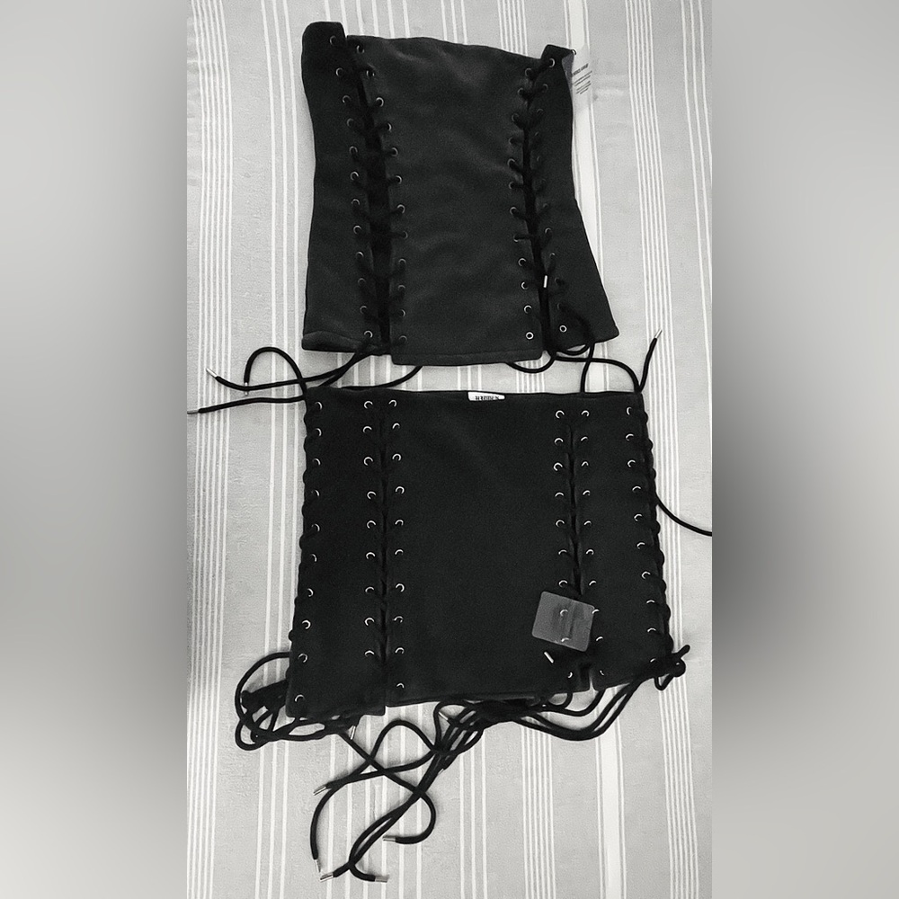 Hidden Cult lace up set